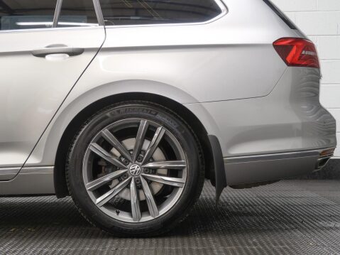 Volkswagen Passat 2.0 BiTDI BlueMotion Tech GT DSG 4Motion Euro 6 (s/s) 5dr 9