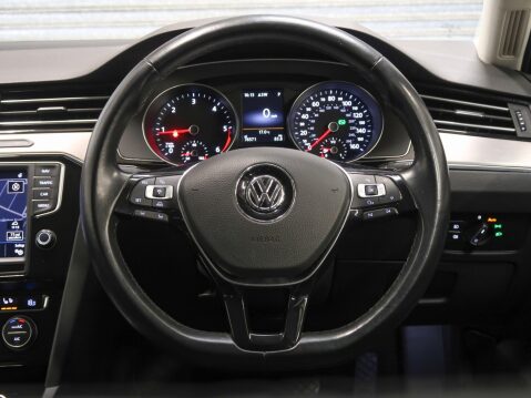 Volkswagen Passat 2.0 BiTDI BlueMotion Tech GT DSG 4Motion Euro 6 (s/s) 5dr 32