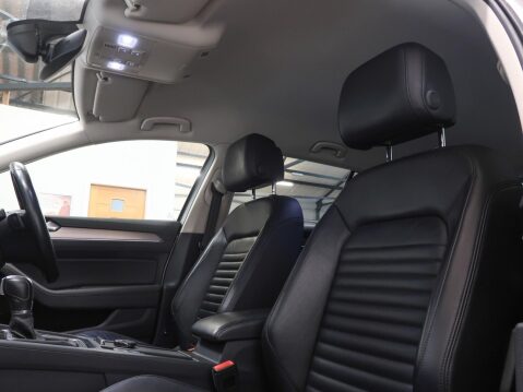 Volkswagen Passat 2.0 BiTDI BlueMotion Tech GT DSG 4Motion Euro 6 (s/s) 5dr 40