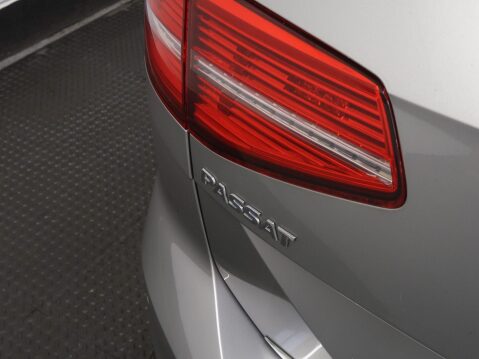 Volkswagen Passat 2.0 BiTDI BlueMotion Tech GT DSG 4Motion Euro 6 (s/s) 5dr 56
