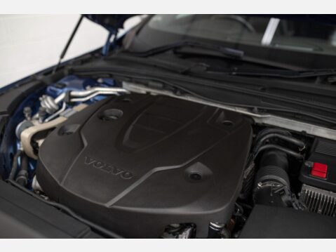 Volvo V90 2.0 D5 PowerPulse R-Design Auto AWD Euro 6 (s/s) 5dr 10