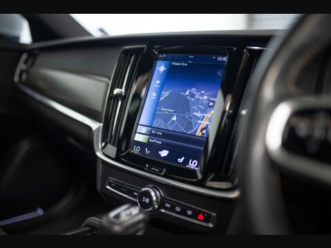 Volvo V90 2.0 D5 PowerPulse R-Design Auto AWD Euro 6 (s/s) 5dr 19