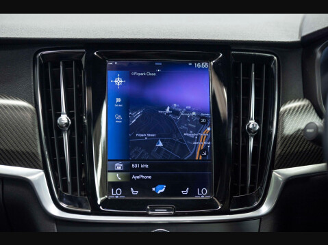 Volvo V90 2.0 D5 PowerPulse R-Design Auto AWD Euro 6 (s/s) 5dr 27