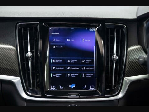 Volvo V90 2.0 D5 PowerPulse R-Design Auto AWD Euro 6 (s/s) 5dr 29