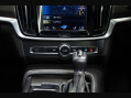 Volvo V90 2.0 D5 PowerPulse R-Design Auto AWD Euro 6 (s/s) 5dr 40