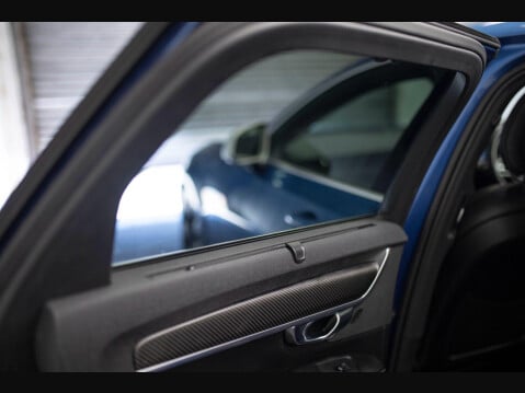 Volvo V90 2.0 D5 PowerPulse R-Design Auto AWD Euro 6 (s/s) 5dr 51