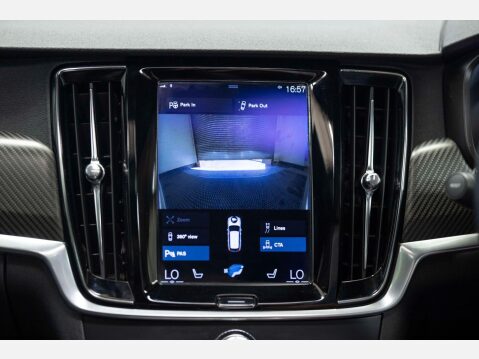 Volvo V90 2.0 D5 PowerPulse R-Design Auto AWD Euro 6 (s/s) 5dr 38