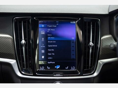Volvo V90 2.0 D5 PowerPulse R-Design Auto AWD Euro 6 (s/s) 5dr 39