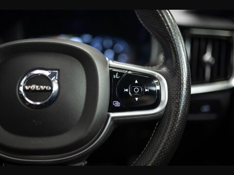 Volvo V90 2.0 D5 PowerPulse R-Design Auto AWD Euro 6 (s/s) 5dr 48
