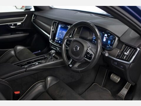 Volvo V90 2.0 D5 PowerPulse R-Design Auto AWD Euro 6 (s/s) 5dr 12