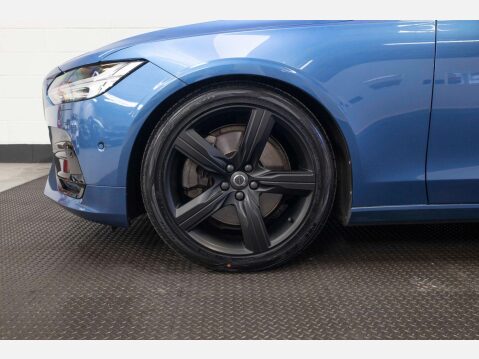 Volvo V90 2.0 D5 PowerPulse R-Design Auto AWD Euro 6 (s/s) 5dr 8