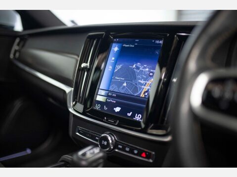 Volvo V90 2.0 D5 PowerPulse R-Design Auto AWD Euro 6 (s/s) 5dr 19