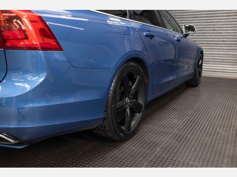 Volvo V90 2.0 D5 PowerPulse R-Design Auto AWD Euro 6 (s/s) 5dr 71