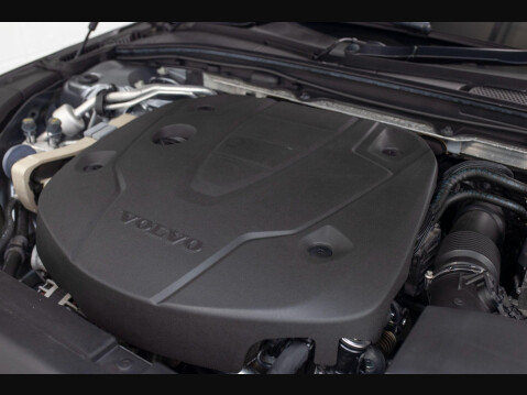 Volvo S90 2.0 D4 Inscription Pro Auto Euro 6 (s/s) 4dr 9