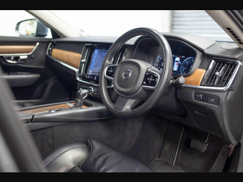 Volvo S90 2.0 D4 Inscription Pro Auto Euro 6 (s/s) 4dr 11