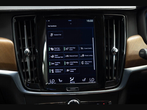 Volvo S90 2.0 D4 Inscription Pro Auto Euro 6 (s/s) 4dr 39