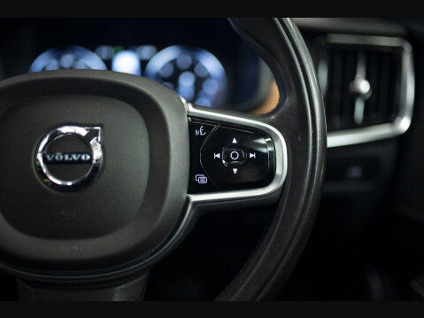 Volvo S90 2.0 D4 Inscription Pro Auto Euro 6 (s/s) 4dr 49