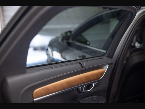 Volvo S90 2.0 D4 Inscription Pro Auto Euro 6 (s/s) 4dr 53