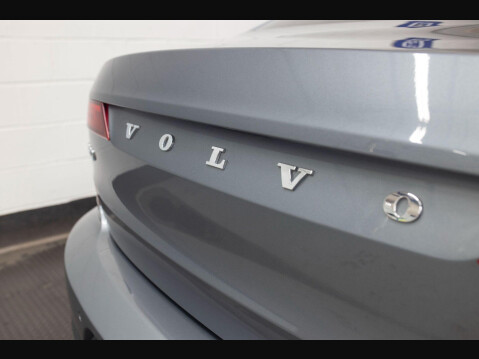 Volvo S90 2.0 D4 Inscription Pro Auto Euro 6 (s/s) 4dr 73