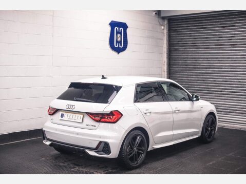 Audi A1 1.0 TFSI 30 S line Sportback S Tronic Euro 6 (s/s) 5dr 4