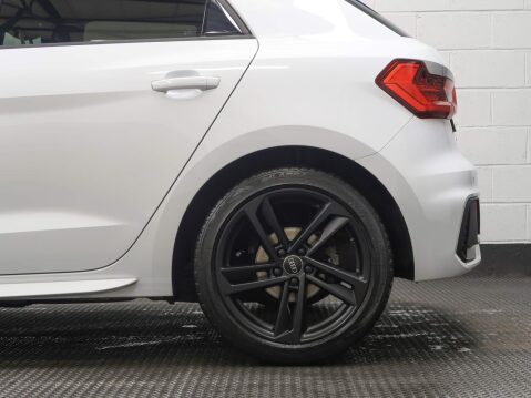 Audi A1 1.0 TFSI 30 S line Sportback S Tronic Euro 6 (s/s) 5dr 11