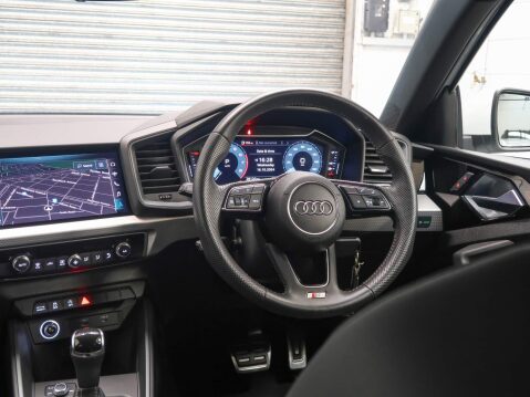 Audi A1 1.0 TFSI 30 S line Sportback S Tronic Euro 6 (s/s) 5dr 43