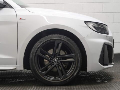 Audi A1 1.0 TFSI 30 S line Sportback S Tronic Euro 6 (s/s) 5dr 69