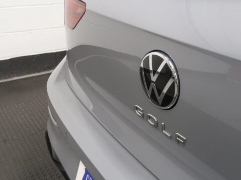 Volkswagen Golf 2.0 TDI R-Line DSG Euro 6 (s/s) 5dr 79