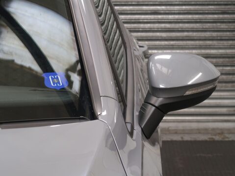 Volkswagen Golf 2.0 TDI R-Line DSG Euro 6 (s/s) 5dr 94