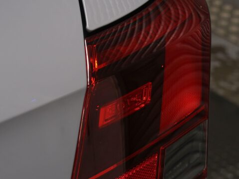 Volkswagen Golf 2.0 TDI R-Line DSG Euro 6 (s/s) 5dr 98