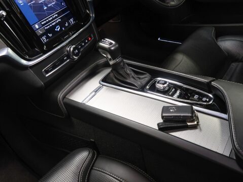 Volvo V90 2.0 D5 PowerPulse Inscription Plus Auto AWD Euro 6 (s/s) 5dr 78