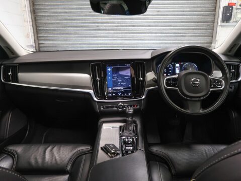 Volvo V90 2.0 D5 PowerPulse Inscription Plus Auto AWD Euro 6 (s/s) 5dr 32
