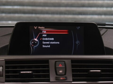BMW 2 Series 3.0 M235i Euro 6 (s/s) 2dr 33