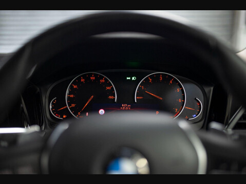 BMW 3 Series 2.0 320i Sport Auto Euro 6 (s/s) 4dr 49