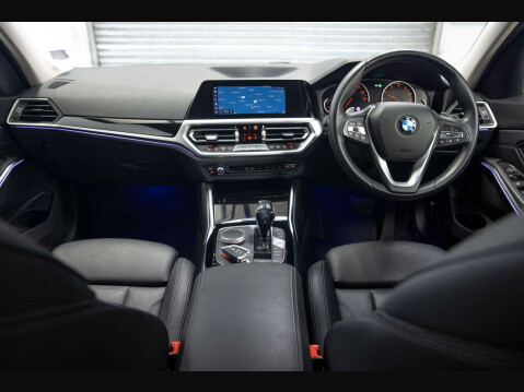 BMW 3 Series 2.0 320i Sport Auto Euro 6 (s/s) 4dr 2