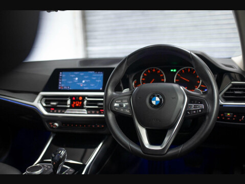 BMW 3 Series 2.0 320i Sport Auto Euro 6 (s/s) 4dr 50
