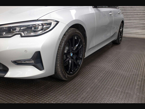 BMW 3 Series 2.0 320i Sport Auto Euro 6 (s/s) 4dr 80