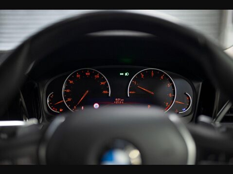 BMW 3 Series 2.0 320i Sport Auto Euro 6 (s/s) 4dr 49