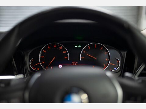 BMW 3 Series 2.0 320i Sport Auto Euro 6 (s/s) 4dr 49