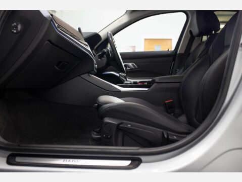BMW 3 Series 2.0 320i Sport Auto Euro 6 (s/s) 4dr 53