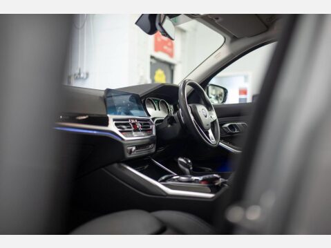 BMW 3 Series 2.0 320i Sport Auto Euro 6 (s/s) 4dr 60