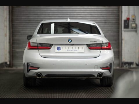 BMW 3 Series 2.0 320i Sport Auto Euro 6 (s/s) 4dr 64