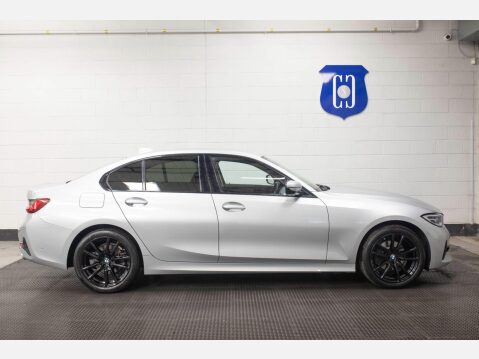 BMW 3 Series 2.0 320i Sport Auto Euro 6 (s/s) 4dr 65