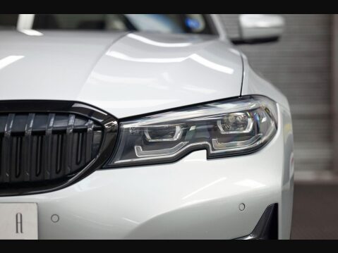 BMW 3 Series 2.0 320i Sport Auto Euro 6 (s/s) 4dr 81