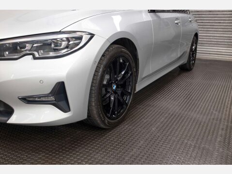 BMW 3 Series 2.0 320i Sport Auto Euro 6 (s/s) 4dr 80