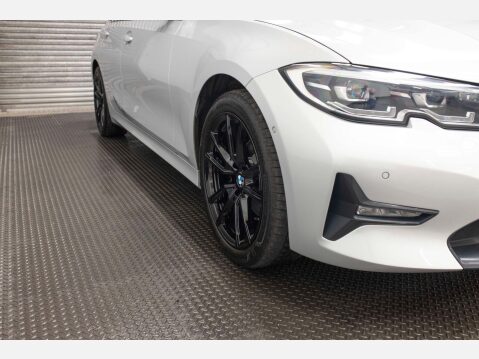 BMW 3 Series 2.0 320i Sport Auto Euro 6 (s/s) 4dr 85