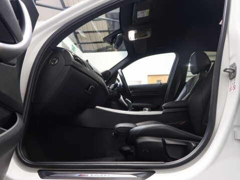 BMW 1 Series 3.0 M140i Shadow Edition Auto Euro 6 (s/s) 5dr 57