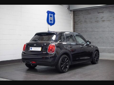 Mini Hatch 1.5 Cooper Classic Euro 6 (s/s) 5dr 4