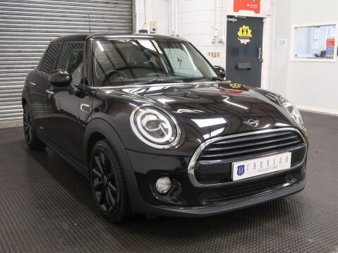 Mini Hatch 1.5 Cooper Classic Euro 6 (s/s) 5dr 8