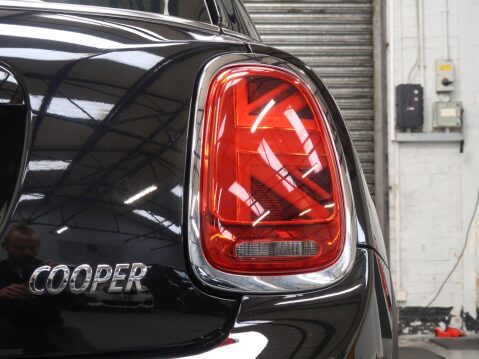 Mini Hatch 1.5 Cooper Classic Euro 6 (s/s) 5dr 72